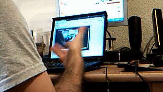 Como usar tu webcam con Linux y su integracion con Adobe Flash смотреть онлайн
