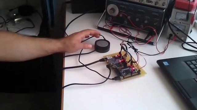 Internet Radio - ARM STM32 - VS1003 - Harbas Alen смотреть онлайн