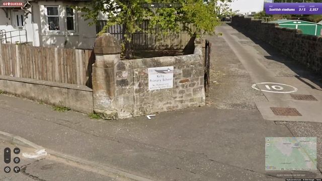 Chewing Gum and Searching for Scottish Football Stadiums - ASMR Geoguessr смотреть онлайн