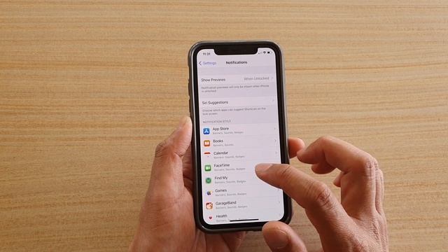 iPhone iOS 14: How to Enable/Disable Notifications From Phone App смотреть онлайн