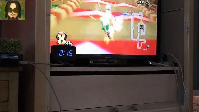 Off/Road plays Mario Kart Wii for the first time in 3 years... смотреть онлайн