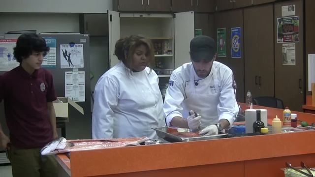 201 Today 2014 Celebrity Chef Visits Morton смотреть онлайн