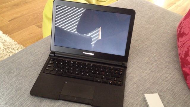 Rikomagic MK802 Notebook Running Ubuntu Linux 12.04 смотреть онлайн