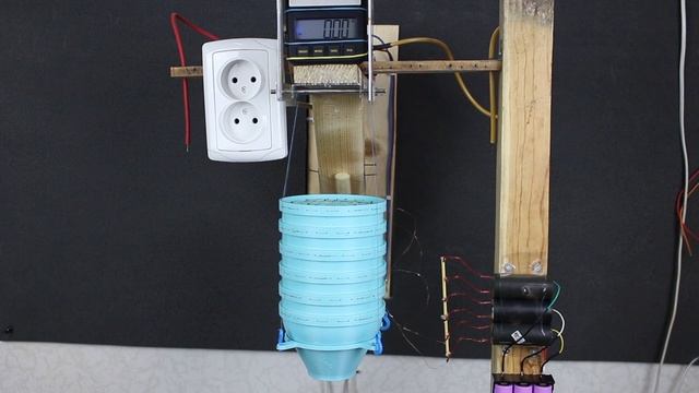 Ионная турбина на электрошокерах. (опыты 6 часть) смотреть онлайн