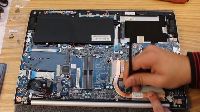 OBSIDIAN-PC N141WU - Assembly / Maintenance / Upgrades смотреть онлайн