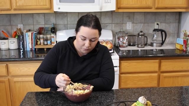 What's For Breakfast?! | Cooking With Kim & Mukbang!| Acai Smoothie Bowl! смотреть онлайн