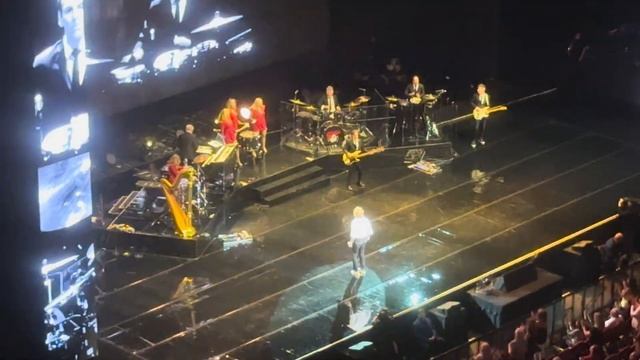 Rod Stewart - “Young Turks & Downtown Train”at Hard Rock Live, Hollywood, FL 2-13-24 смотреть онлайн