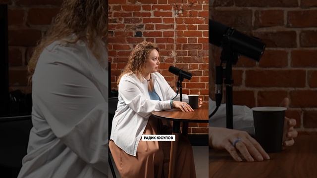 Феномен Tesla! Почему сотрудники готовы работать за низкую зарплату? 🤯💡 смотреть онлайн