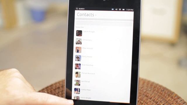 First Look at Ubuntu for Tablets on a Google Nexus 7 смотреть онлайн