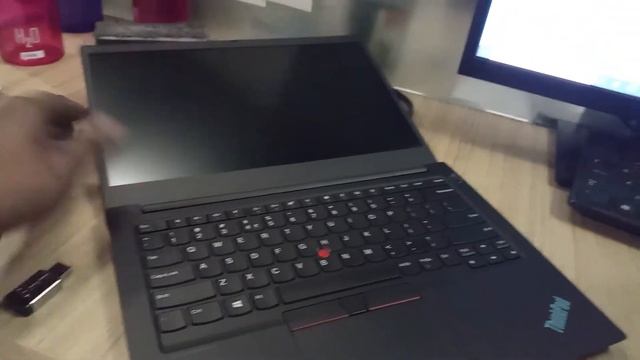 Lenovo Thinkpad 14 Intel Core I3 10th generation review and installation смотреть онлайн