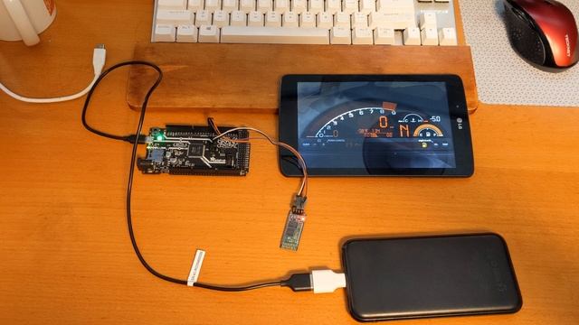 Sending CAN frames from Adafruit M4 Grand Central to RealDash over Bluetooth смотреть онлайн