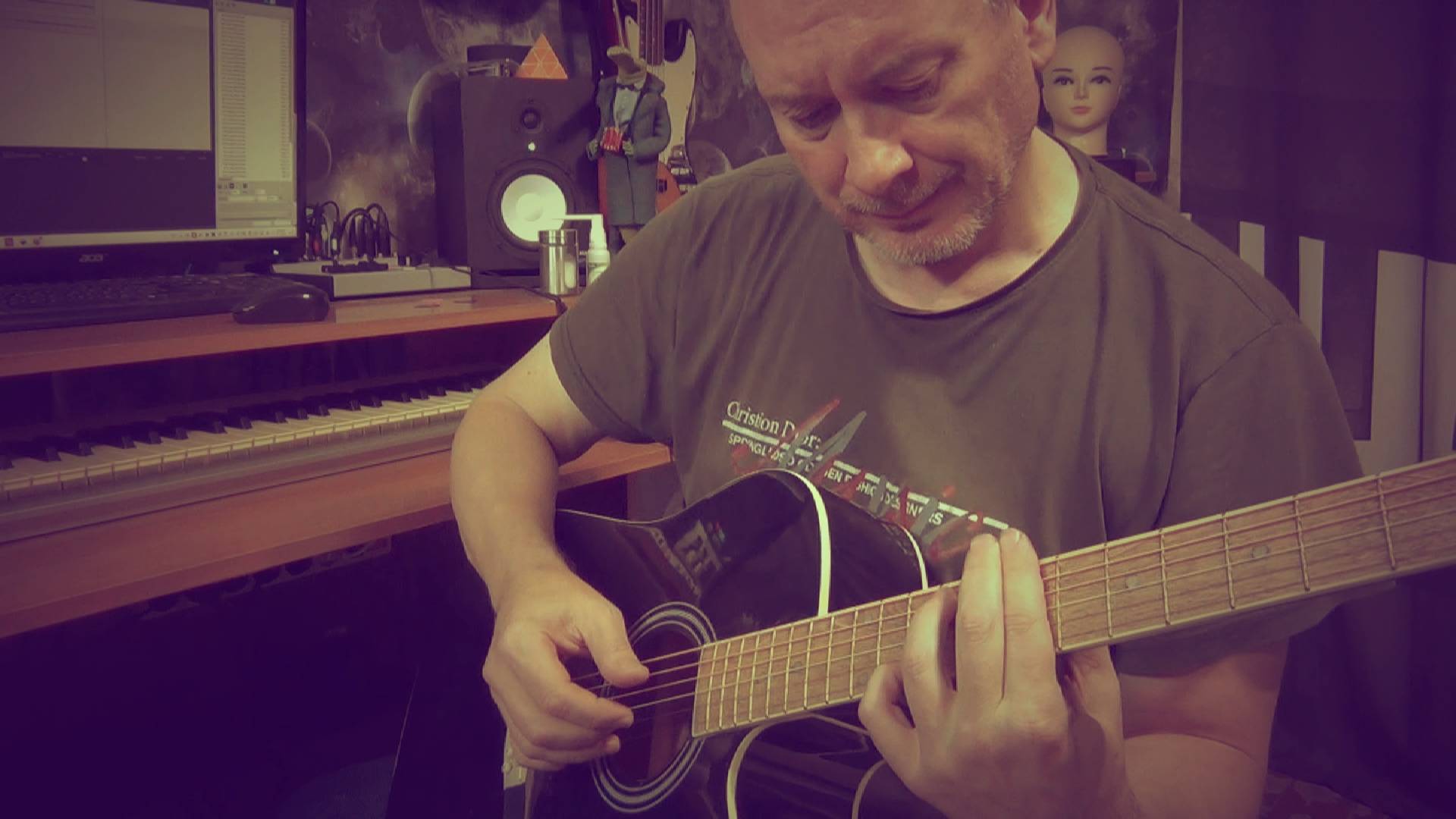 Валерий Сальников - Тебя больше нет (инструментал) смотреть онлайн