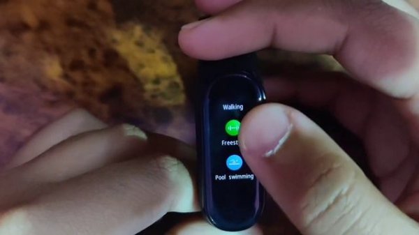 Mi band 4 Custom Firmware w/IOS theme