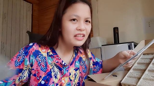 UNBOXING New Laptop! | Online Class Necessity смотреть онлайн