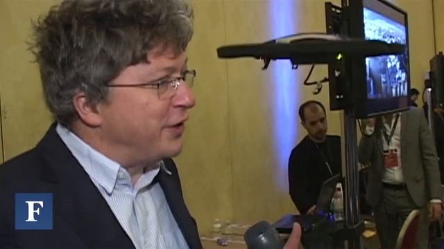 CES: The New HD Video Drone смотреть онлайн