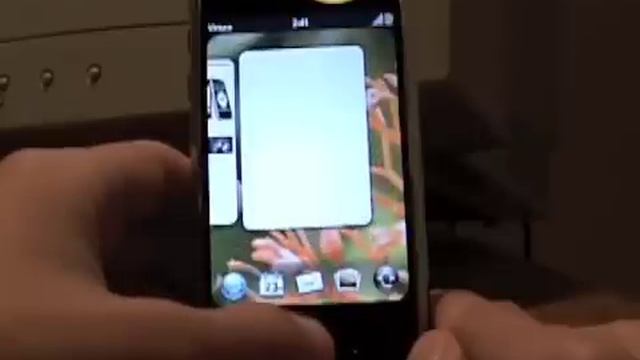Palm webOS on iPhone (better) смотреть онлайн