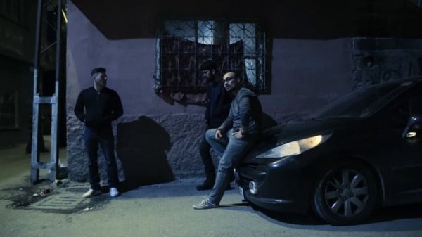 Sıfır Bir - 1. Bölüm