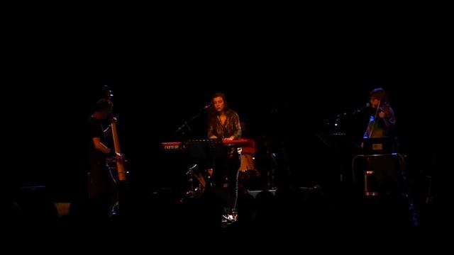 Julia Holter - "Have You in My Wilderness" (Frankfurt, 2015.) смотреть онлайн