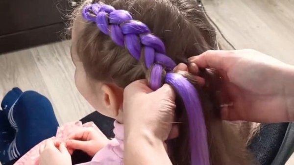 Как плести цветные косы с канекалонов. Французская коса с канекалоном