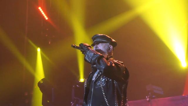 Judas Priest - "Metal Gods (live with special guest Glenn Tipton)" смотреть онлайн