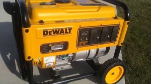 Starting the DEWALT 4,000-WATT GASOLINE POWERED PORTABLE GENERATOR