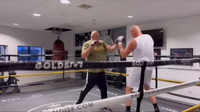 Тренировка Тайсона Фьюри смотреть онлайн