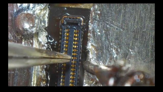 iPhone 6 Plus Digitizer/Screen Connector FPC Replacement смотреть онлайн