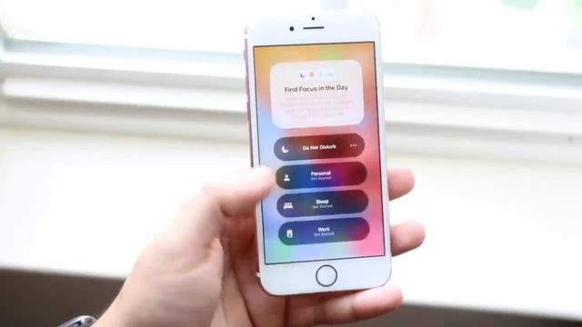 Apple New OS | iOS 15 on iPhone 6s, iPhone 7 & 7Plus, iPhone 8 and iPhone X | Sorry Boss Technology смотреть онлайн