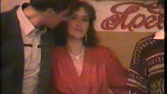 Вечеринка в День молодежи. 1995 год. Согдиондон (Мисс Превосходство) смотреть онлайн