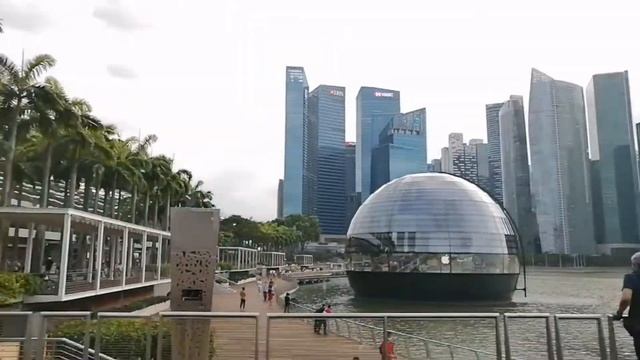 Singapore Floating Apple store/2nd time смотреть онлайн