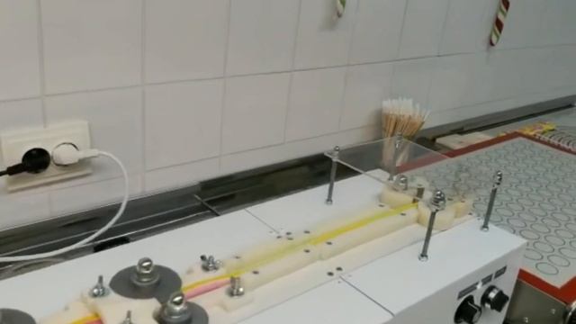 Режущий узел для карамельного жгута смотреть онлайн