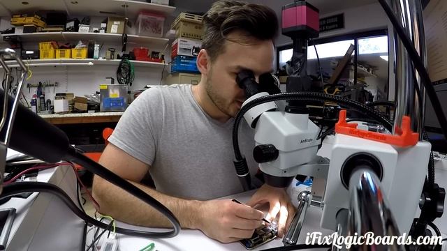 iPhone 6S Plus half backlight repair - dim screen - jumper wire смотреть онлайн