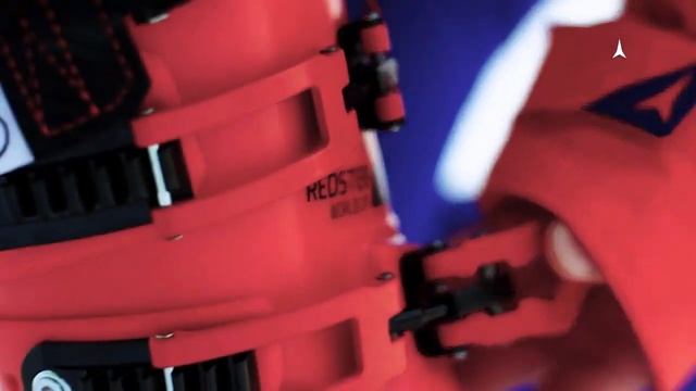 горные лыжи и ботинки Atomic 2019 смотреть онлайн