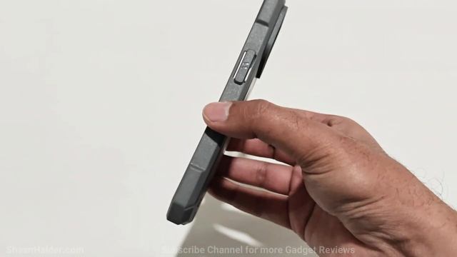 UAG Essential Armor Case For IPhone 15 Pro Review