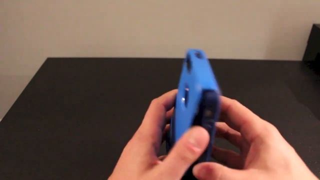 Review - OtterBox Commuter Series iPhone 5 - Unboxing смотреть онлайн