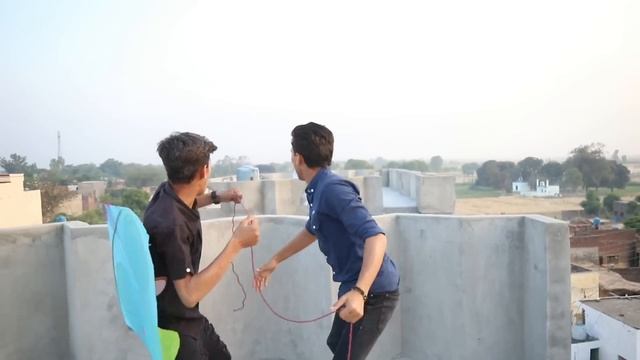 Cutting Patang Caught Vs Big Door Gudda | Kites Catch смотреть онлайн
