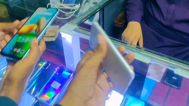 Cheap iPhones Prices 2023 | android phones | Mirpurkhas Mobile market | Tech Charge 24 смотреть онлайн