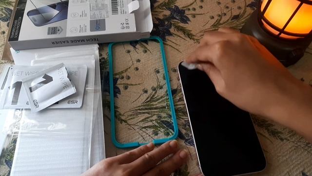 ESR Tempered Glass Installation for iPhone 13/14/13 Pro/15+ #iphone#iphone15plus#asmr#asmrsounds смотреть онлайн