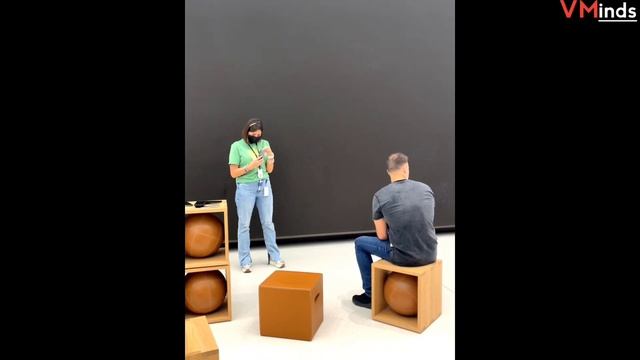 i VISIT APPLE SERVICE IN DUBAI | For iPhone 12 Software Issue | VMinds смотреть онлайн