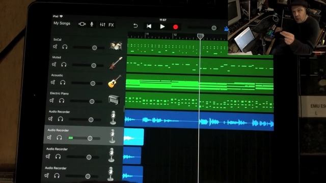 GarageBand for iOS - Creating backing vocals and string parts смотреть онлайн