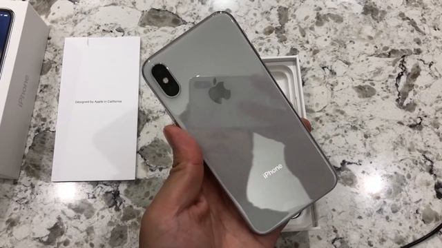 iPhone X vs iPhone 8 Plus ShowDown - Unbox, Review, and Comparison смотреть онлайн