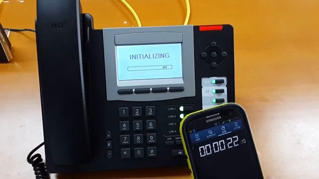 Unbelievable! Deploy PBX+IP Phones+ IPhone in One minute. смотреть онлайн
