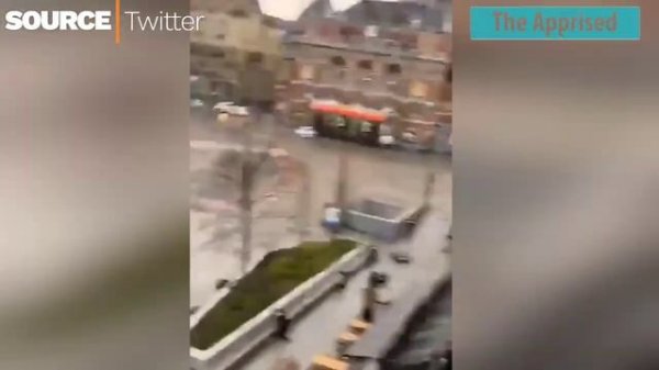 🔴BREAKING: Hostage situation at an Apple Store in Amsterdam.