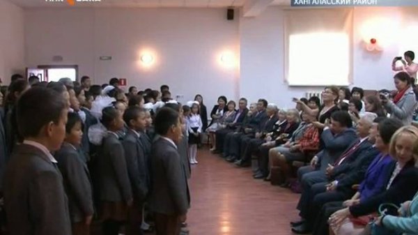 Первая школа Хангаласского улуса - Октемский лицей - празднует 140-летие