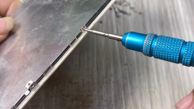 Restore - How to turn iPhone 6 Plus Like iPhone 8 plus With Awesome DIY Housing,Found phone in box смотреть онлайн