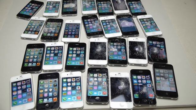 Smashing 30 iPhone s with a Hammer for Science! Copy 1 смотреть онлайн