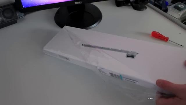 Apple Wired Keyboard with Numeric Pad Aluminum Unboxing смотреть онлайн