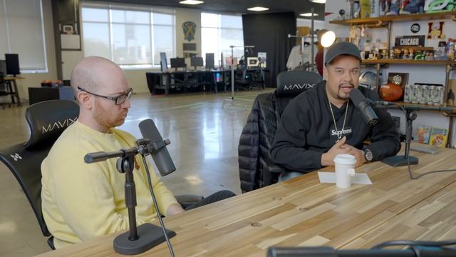 SPENDING $25,000 ON POKEMON CARDS | The OpTic Podcast Ep. 11 смотреть онлайн