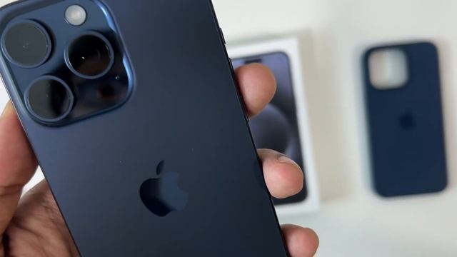iPhone 15 Pro Max Blue Titanium Unboxing in Dubai | Blue Silicon cover смотреть онлайн