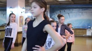 Школа моделей  Средняя группа.  Дефиле 2